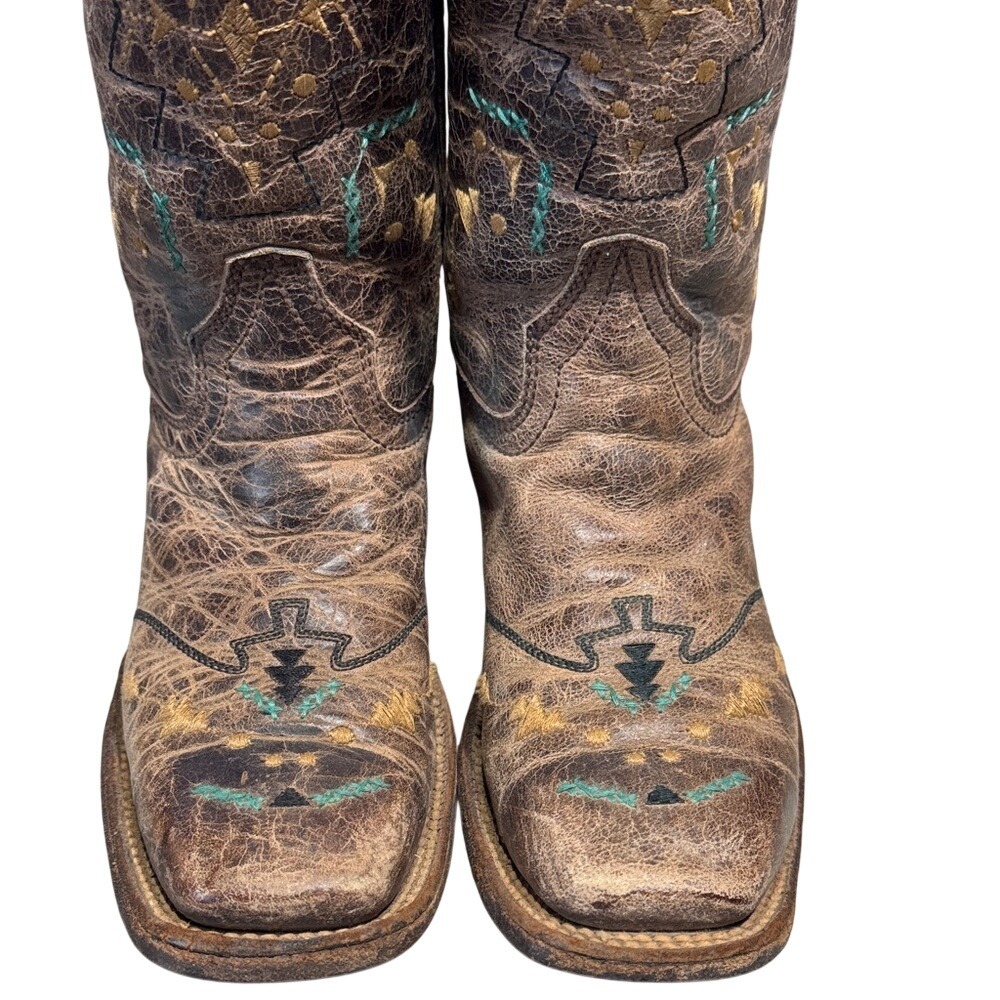 Corral Kids 2.5 Brown Distressed Leather Southwestern Embroidered Cowboy Boots